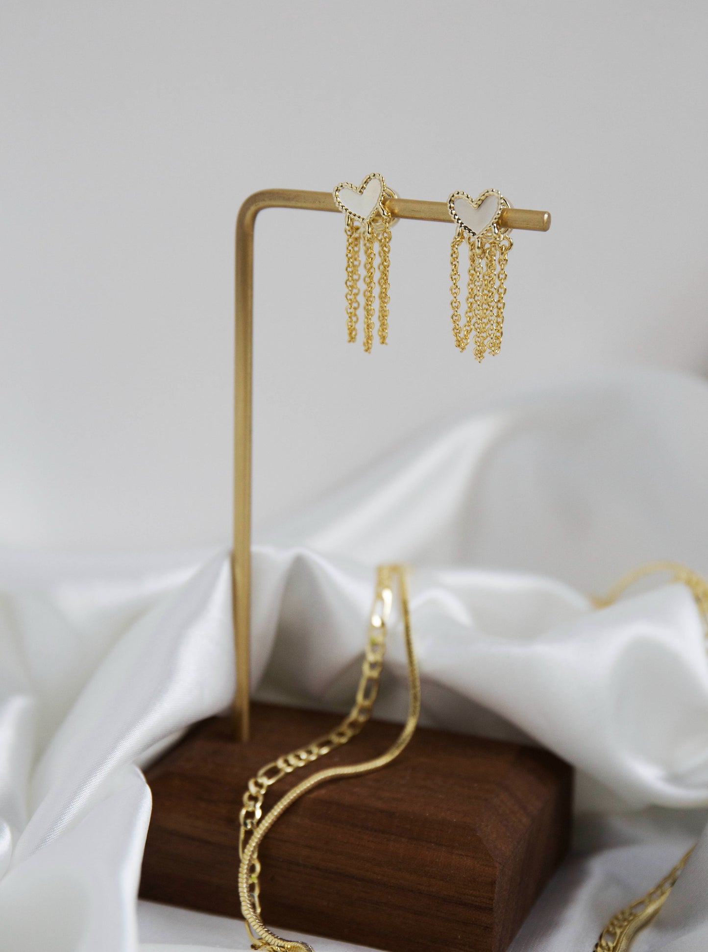 FeeGaro Necklace and Earrings Set