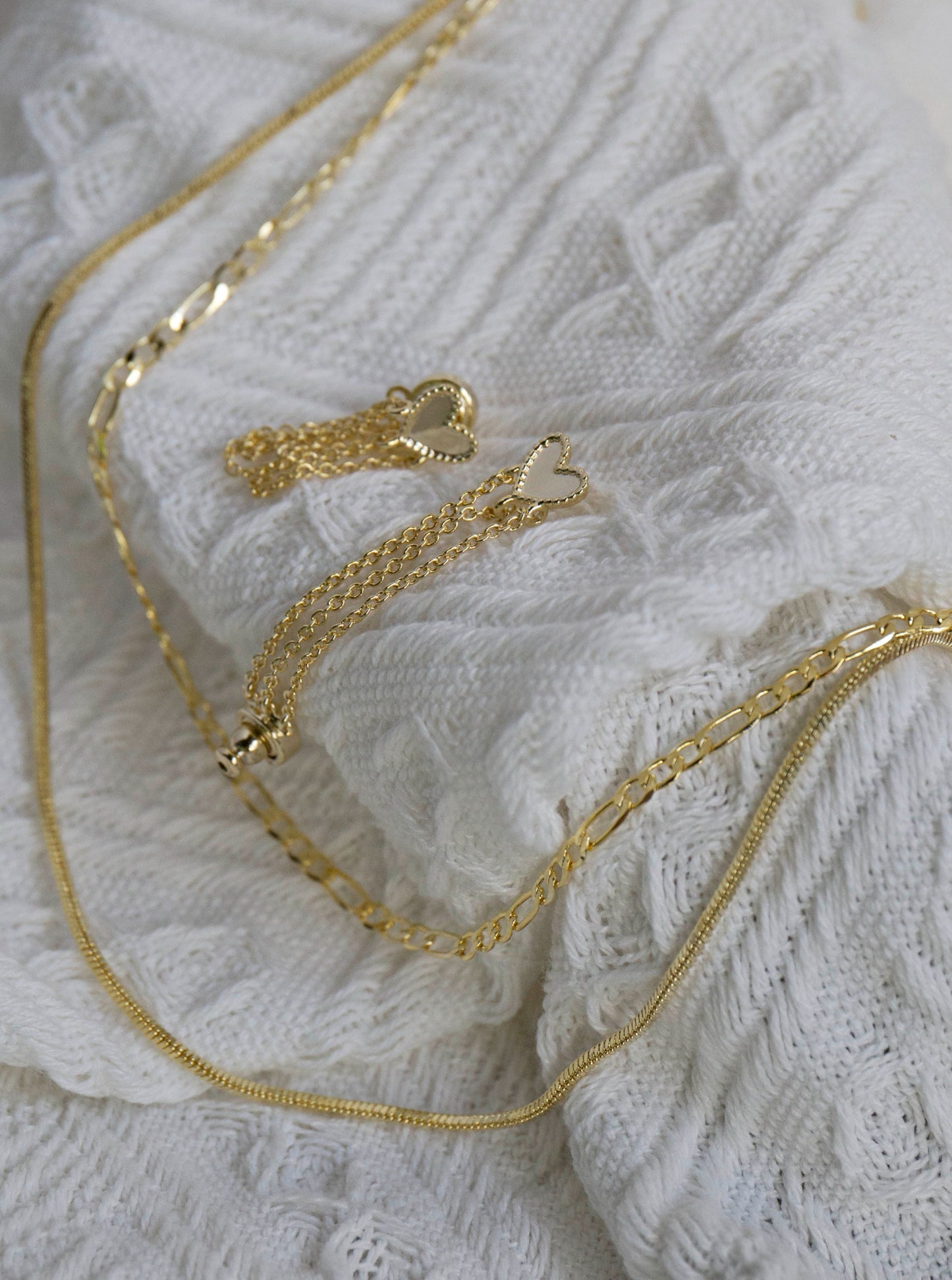 FeeGaro Necklace and Earrings Set