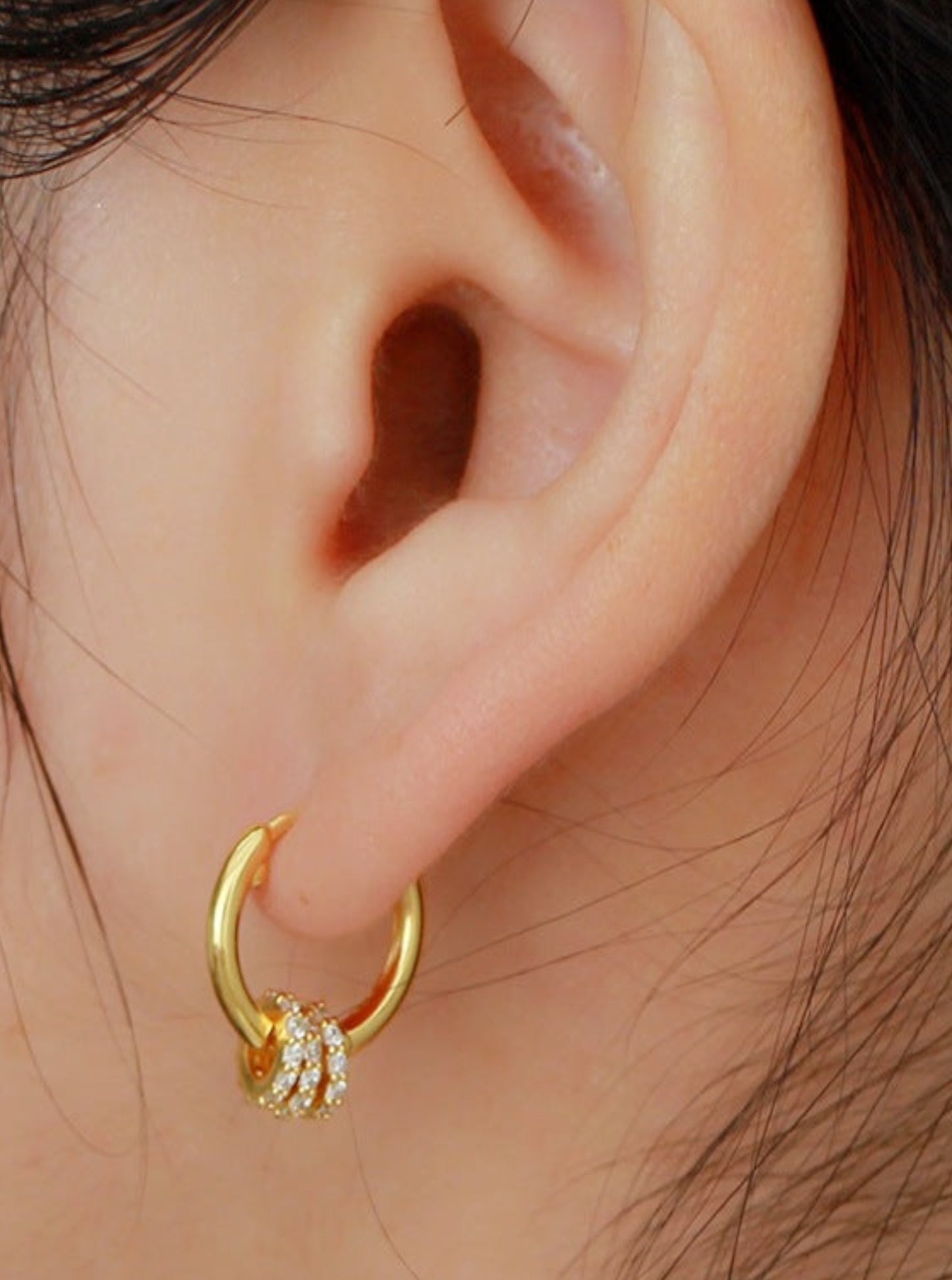 18K detachable Circular Hoops