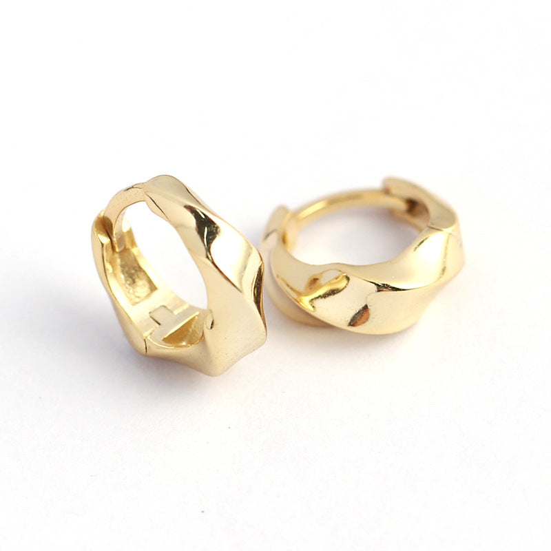 Simple Twist Hoops