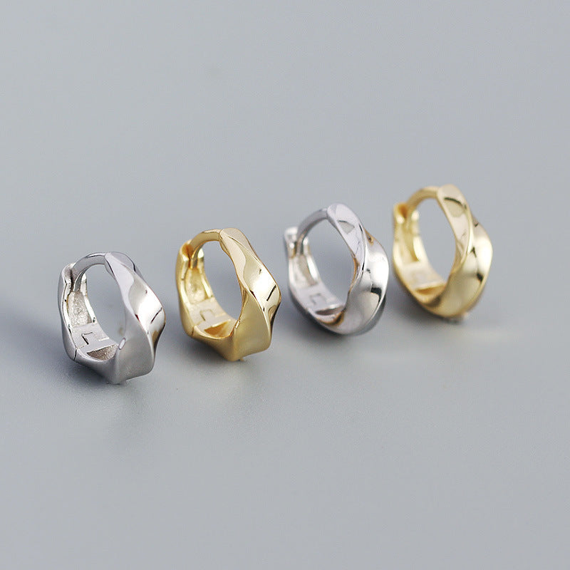 Simple Twist Hoops
