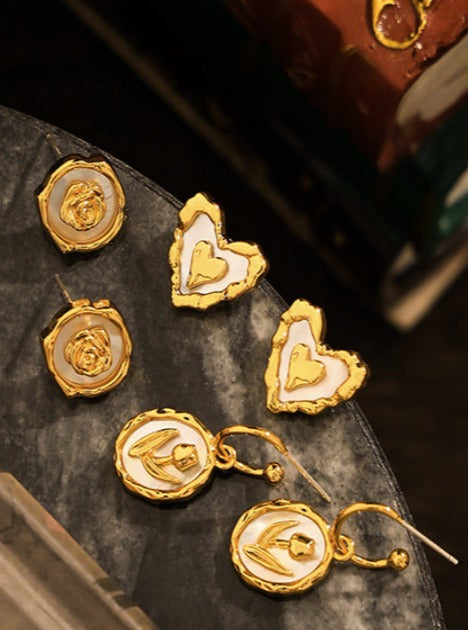 Tulip Shell Hooks