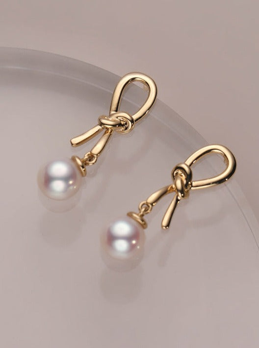 pearl earring