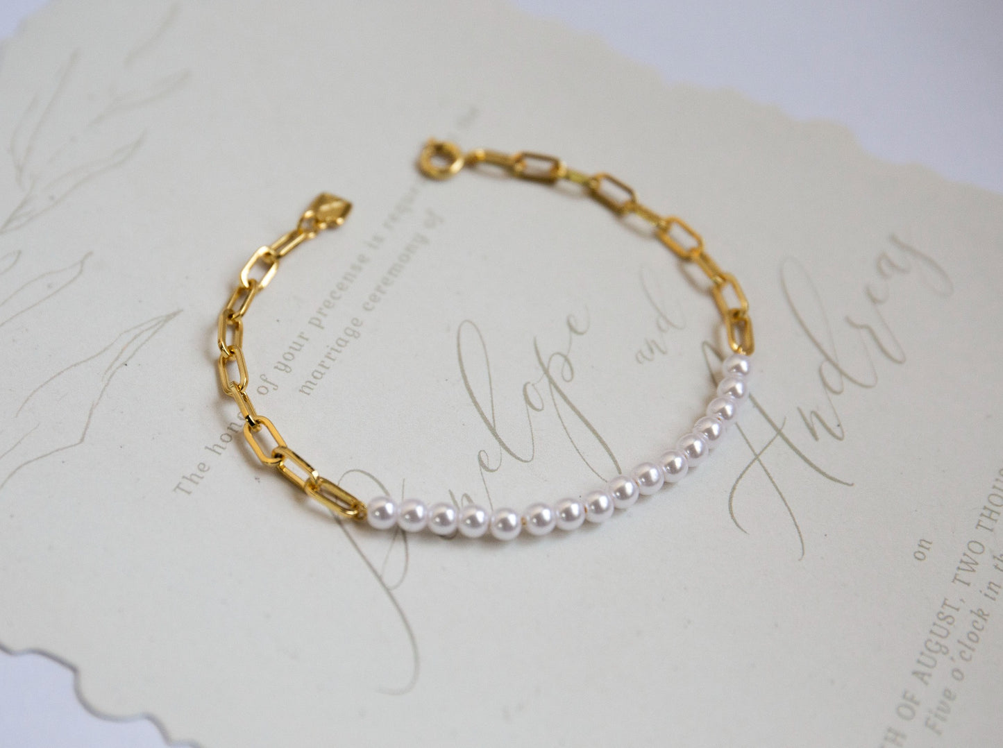 18K Chain and Pearl Bracelet