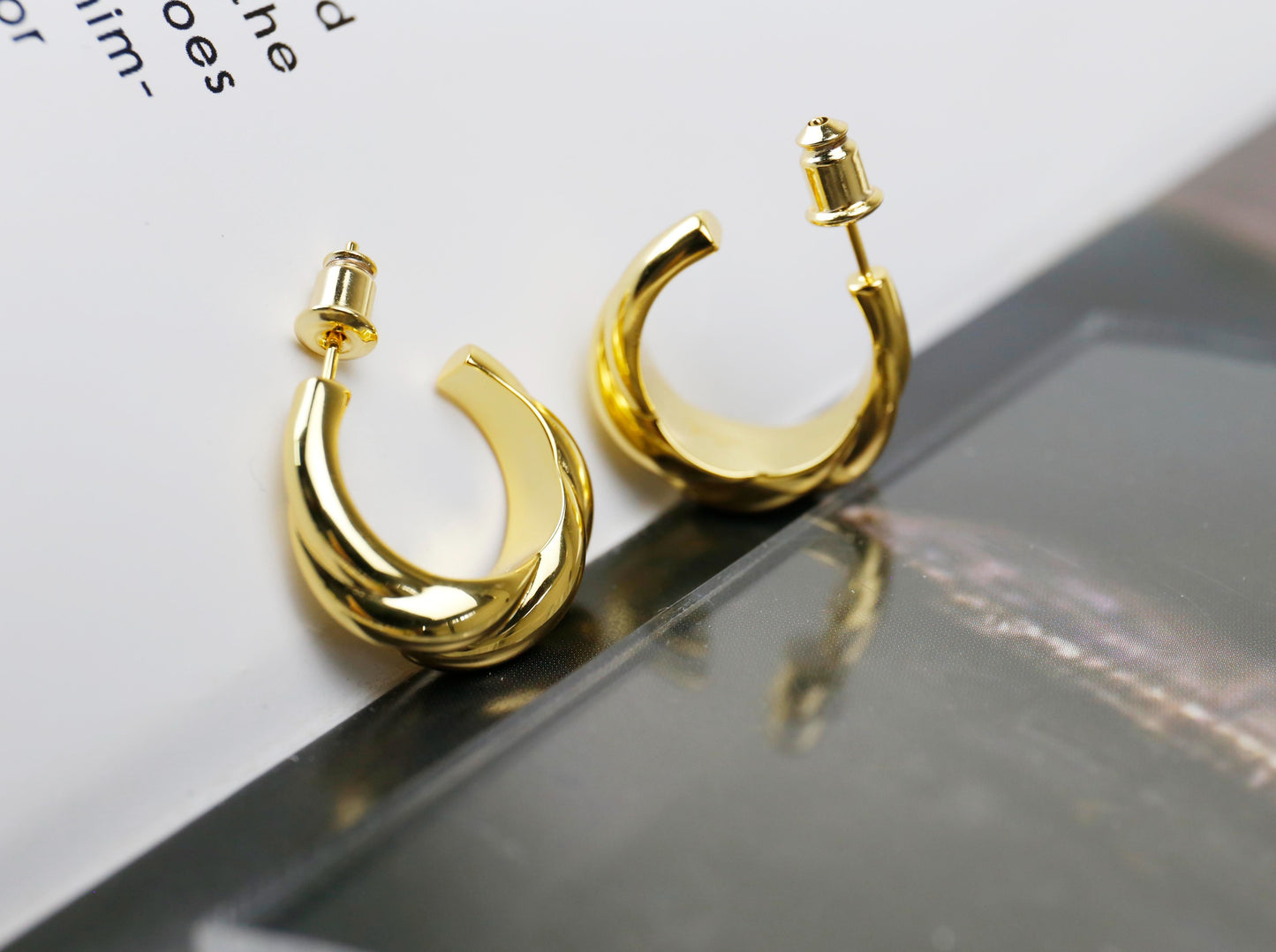 18K Twisted Braided Ear Hoops