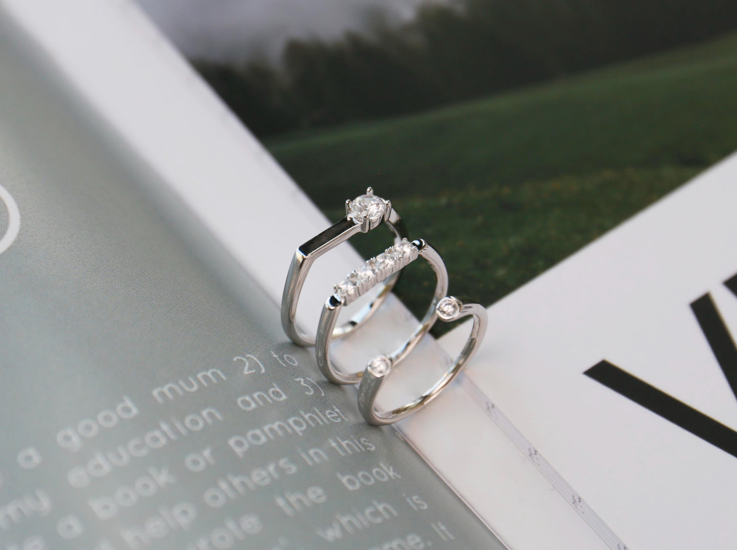 18K Gold Minimalist Zircon Ring Set