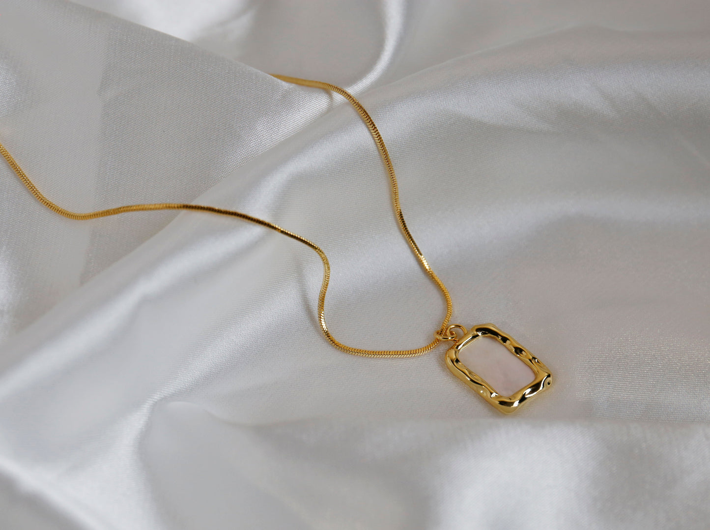 18K Irregular Square Mother of Pearl Necklace