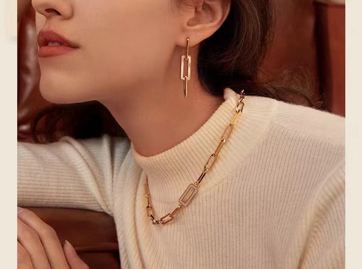 18K Classic White Pearl Clasp Necklace
