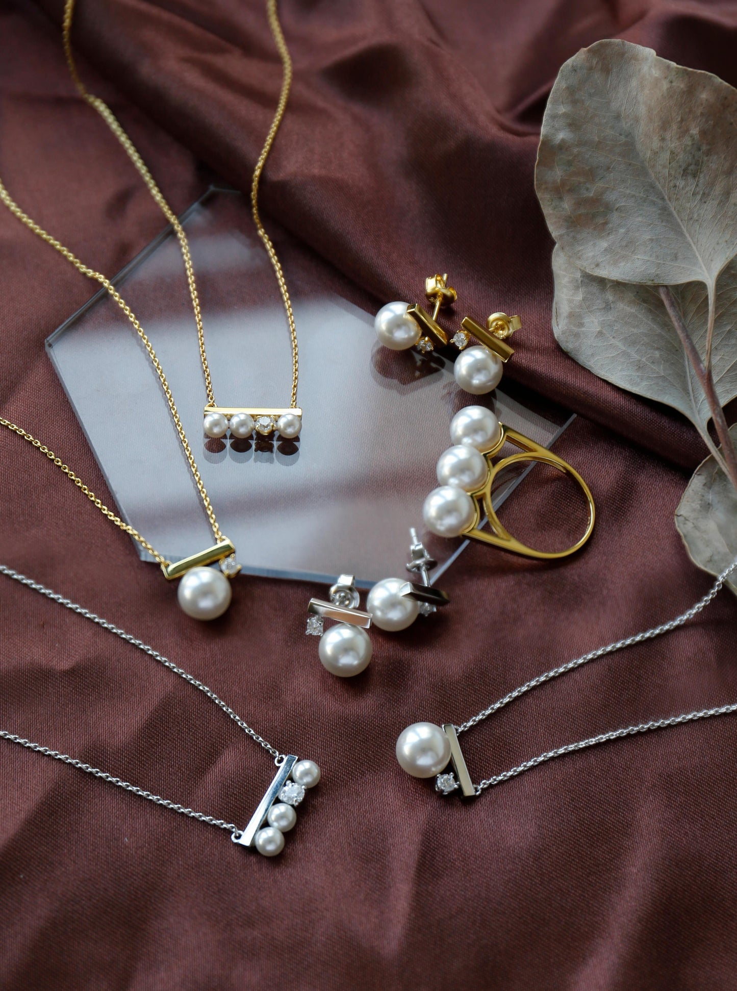 18K Solo Balance Pearl Necklace