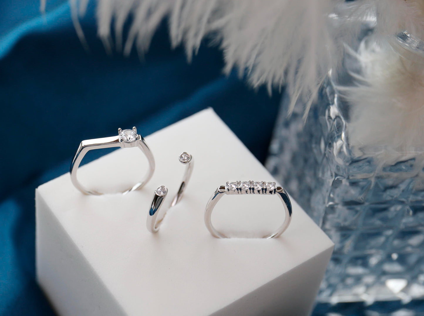 18K Gold Minimalist Zircon Ring Set