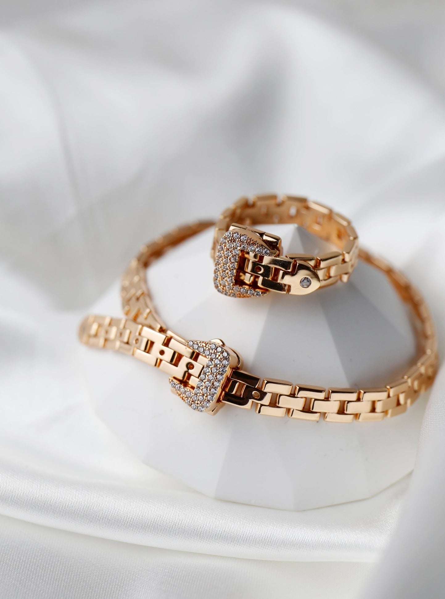 18K Gold Adjustable ring