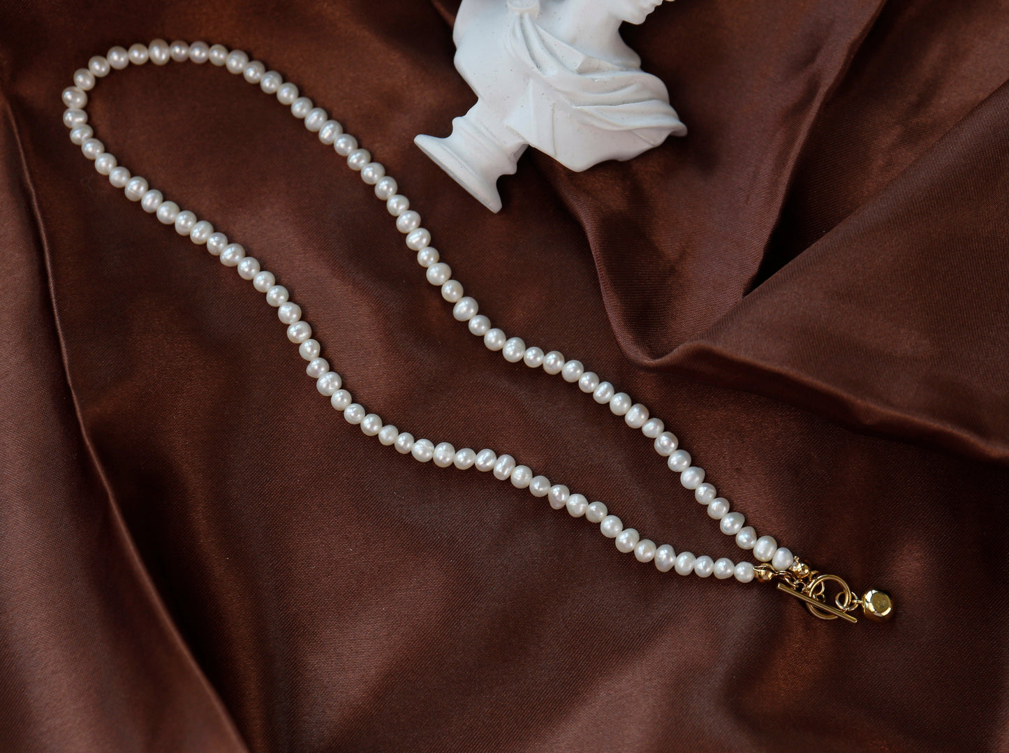 18K Pearl OT Necklace