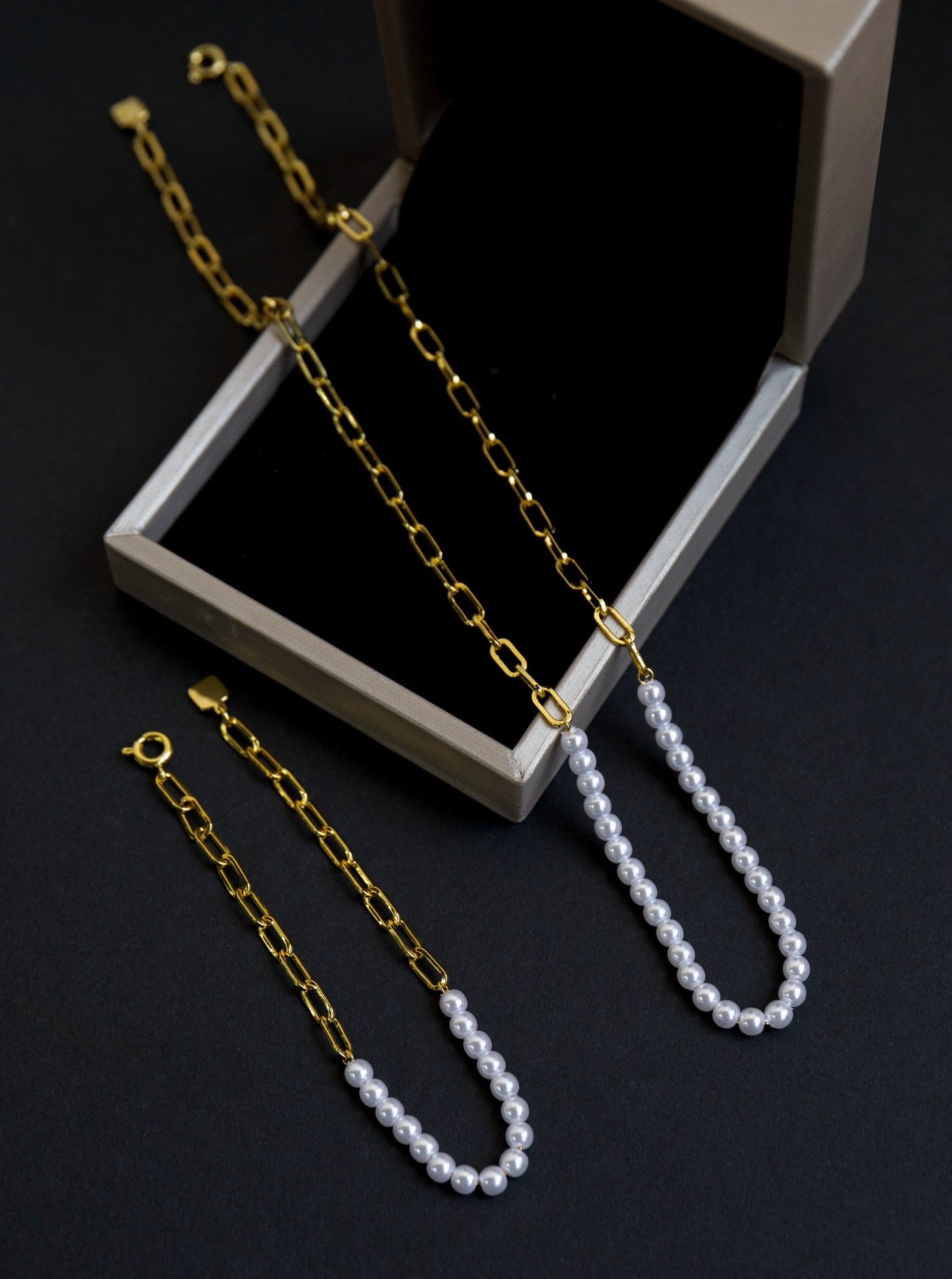 18K Chain and Pearl Necklace