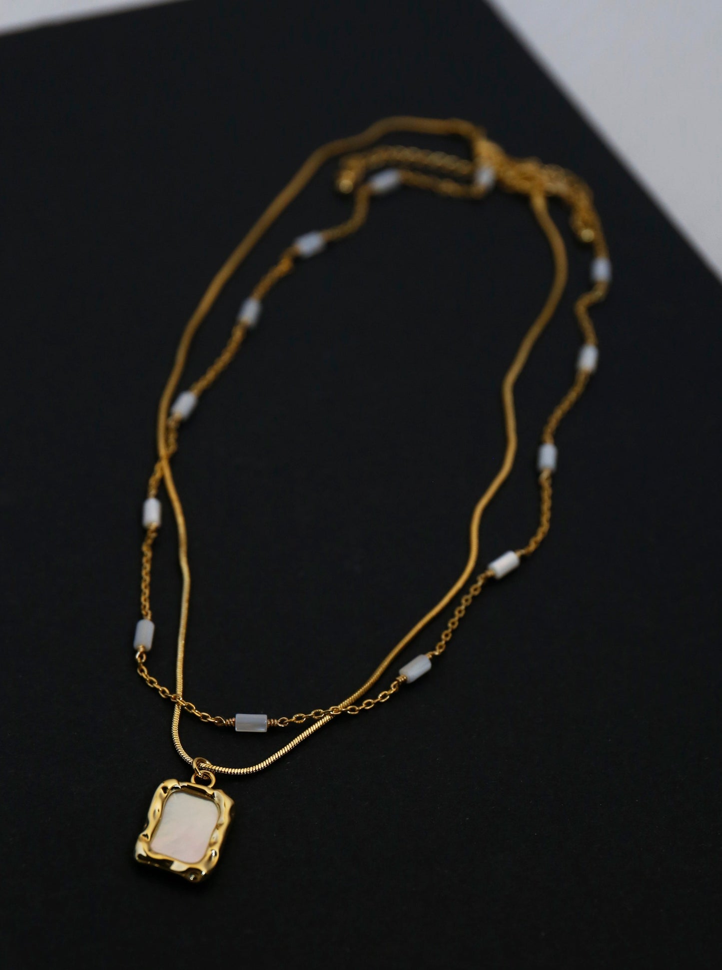 18K Interval Mother-of-pearl Necklace